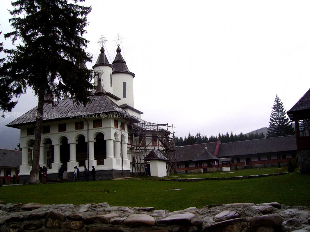 Manastirea Cheia Manastirea Cheia