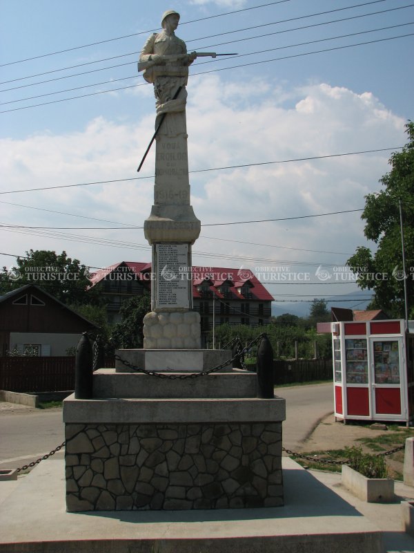 Monumentul Eroilor din Homoraciu Monumentul Eroilor din Homoraciu