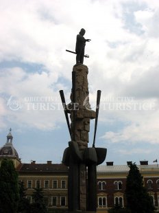 Statuia lui Avram Iancu