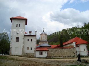 Manastirea Arnota