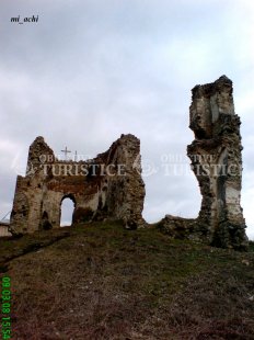 Ruine bisericii Sfanta Paraschiva