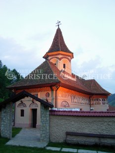 Biserica Adormirea Maicii Domnului - sat Cheia