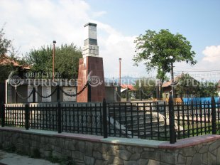 Monumentul eroilor din primul razboi mondial