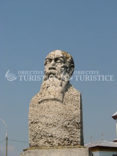 Bust Nicolae Iorga