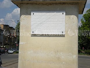 Monumentul ridicat in memoria eroilor Revolutiei de la 1989