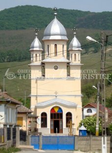 Biserica de piatra Sf . Petru