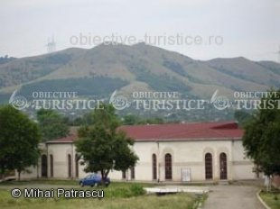 Bazilica crestina si cripta