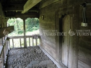 Biserica de lemn din Gramesti Biserica de lemn din Gramesti